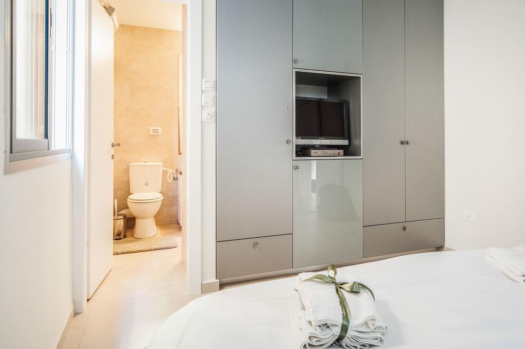 Lovely 1Bd W/ Private Balcony By Sea N' Rent 텔아비브 외부 사진