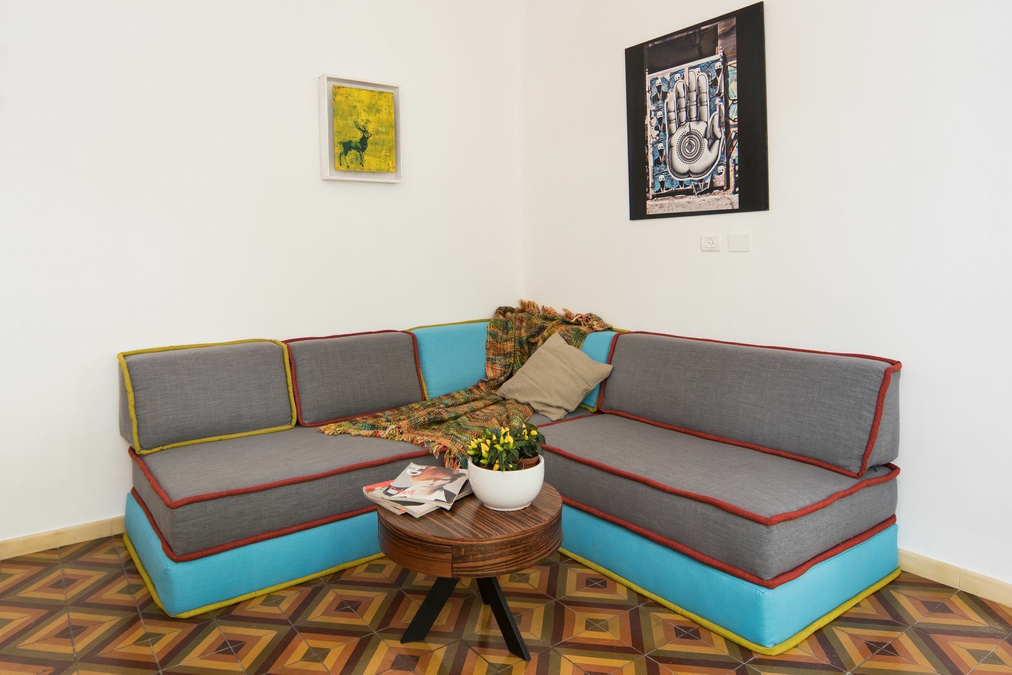 Lovely 1Bd W/ Private Balcony By Sea N' Rent 텔아비브 외부 사진