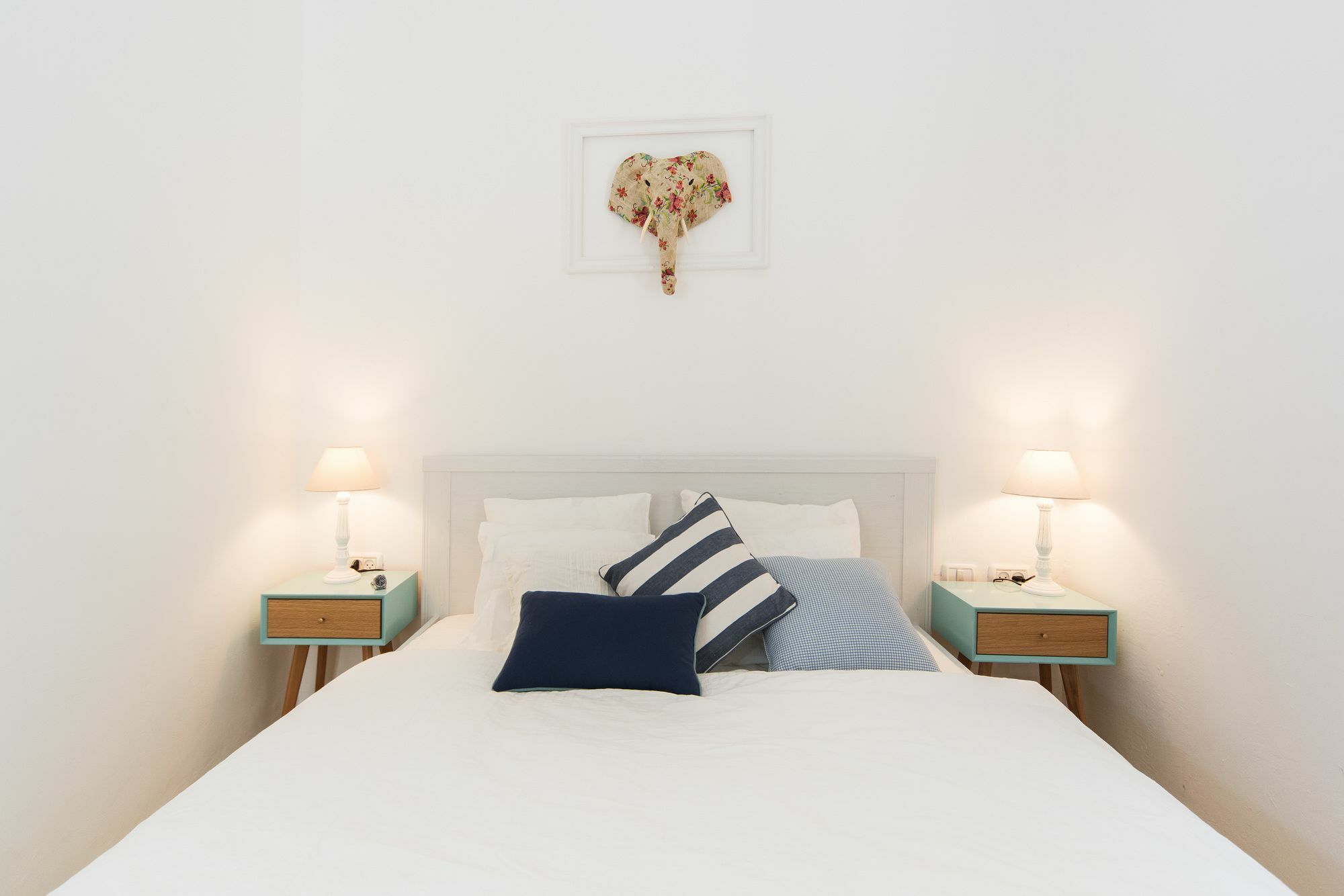 Lovely 1Bd W/ Private Balcony By Sea N' Rent 텔아비브 외부 사진
