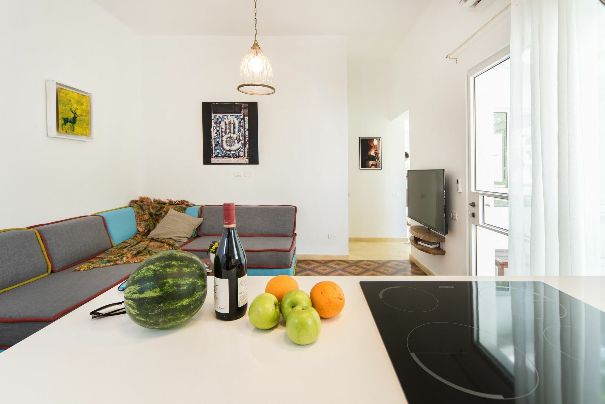 Lovely 1Bd W/ Private Balcony By Sea N' Rent 텔아비브 외부 사진