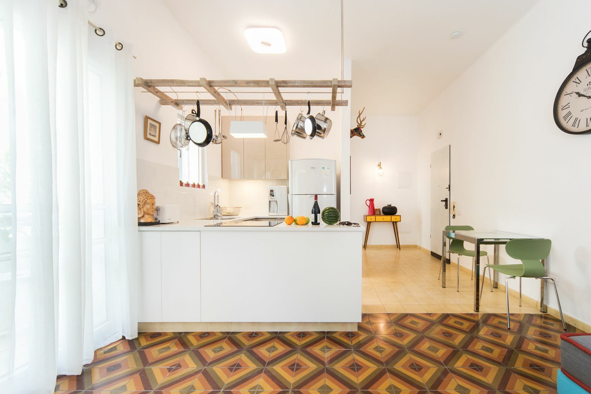 Lovely 1Bd W/ Private Balcony By Sea N' Rent 텔아비브 외부 사진